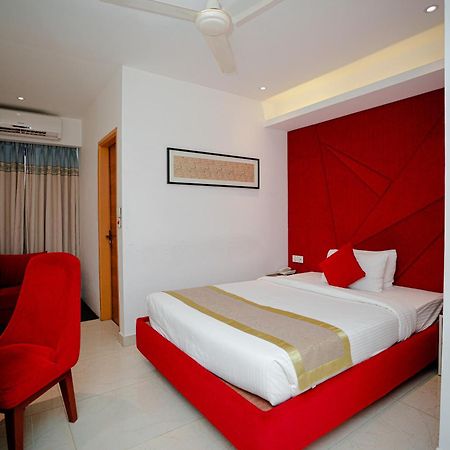 Royal Raj Hotel Rajshahi Exterior photo