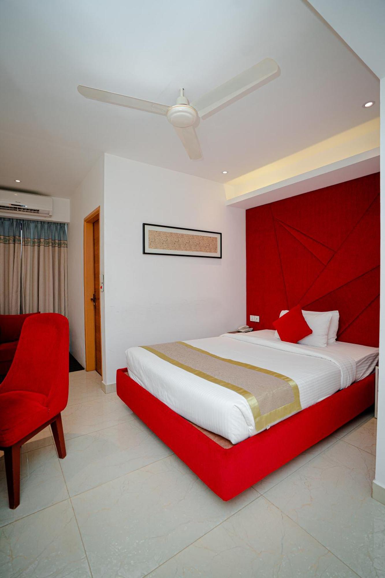 Royal Raj Hotel Rajshahi Exterior photo